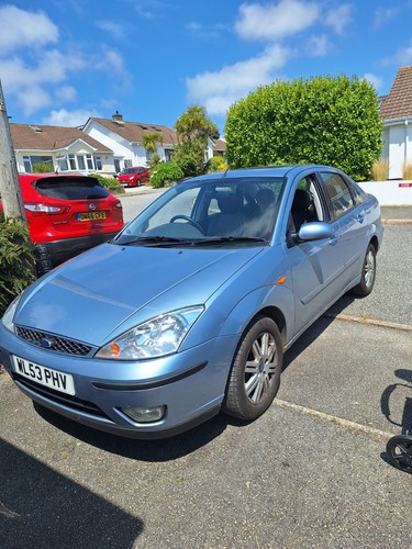 Ford focus saloon 2ltr - saloon,