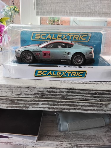 Scalextric c4316 aston martin - c4316,
