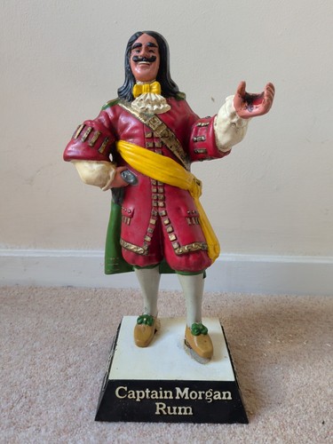 Captain morgan rum - captain,