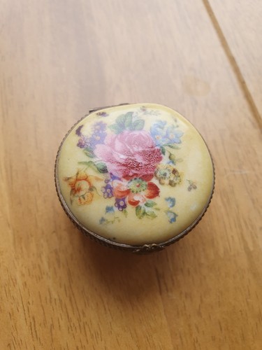 Sèvres porcelain trinket - , box