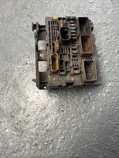PEUGEOT 307 308 607 807 EXPERT PARTNER UNDER BONNET FUSE BOX BSM 9807028780 OEM