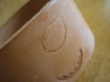 NEW GOOD QUALITY LEATHER WRISTBAND / ARMBAND UNISEX