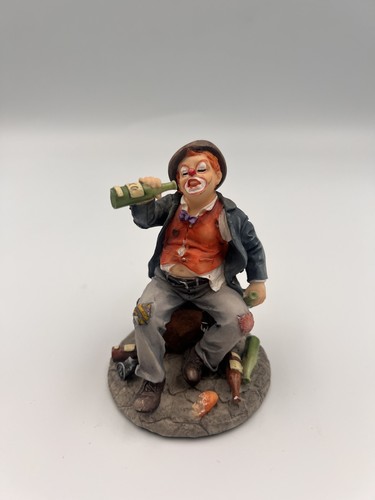 Detailed miniature veronese - detailed,