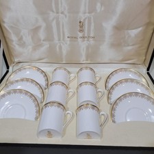 Royal doulton bone china - royal,