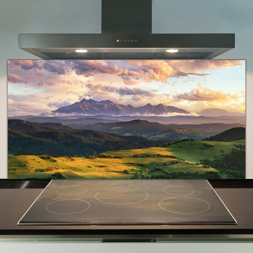 Glass kitchen splashback - glass,