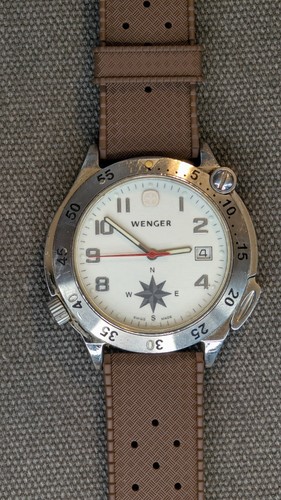 Wenger 70370 swing out compass - wenger,