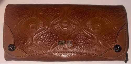 Anna sui embossed - embossed, wallet