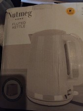 Nutmeg Home Fluted 1.7L Kettle