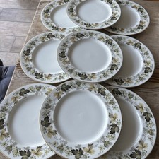 Royal Doulton Larchmont Dinner