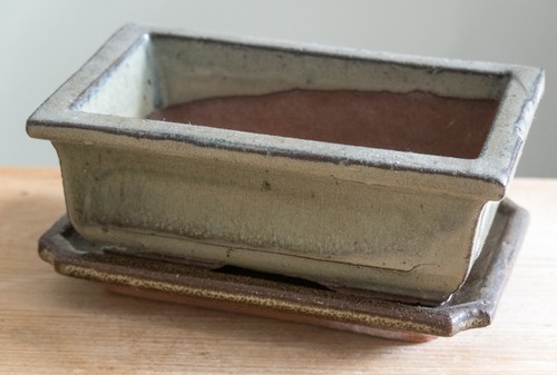 Green glazed ceramic - green,