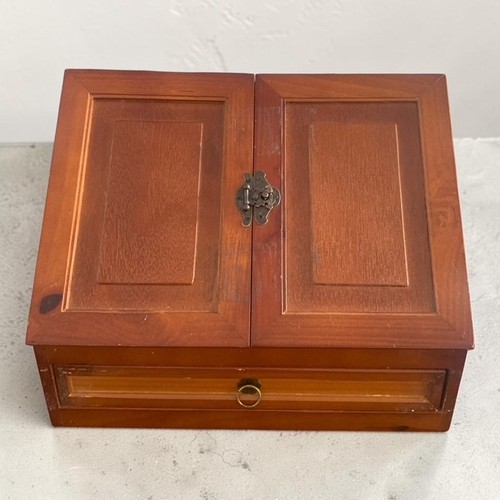 Vintage sloped wooden - vintage,