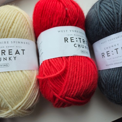 Wys treat chunky yarn - re:treat,