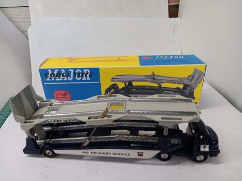 Corgi 1101 bedford car - bedford,