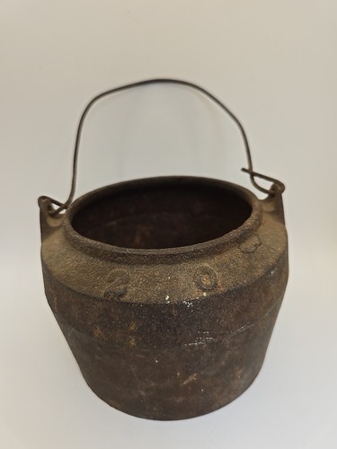 Antique glue pot - glue,