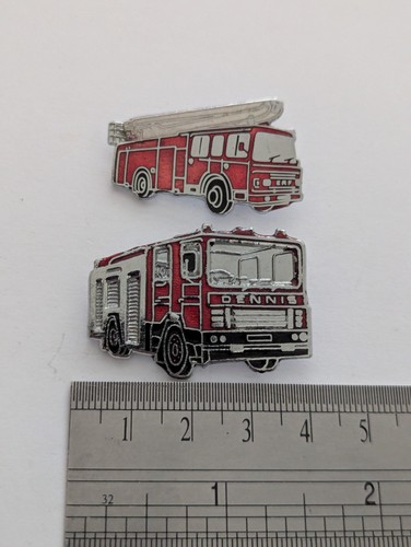 Erf dennis vintage enamel - dennis,