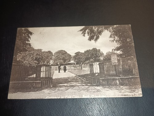 Entrance cae glas - , park