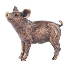 Butler & Peach Detailed Small