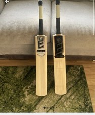 2 X Brand New Eclipse Cricket