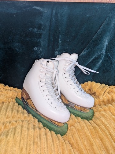 Lite figure skates size - lite, –