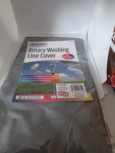 Rotary washing line cover - washing, 149