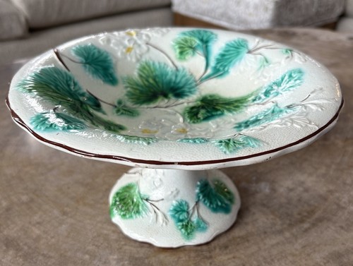 Majolica ceramic pedestal