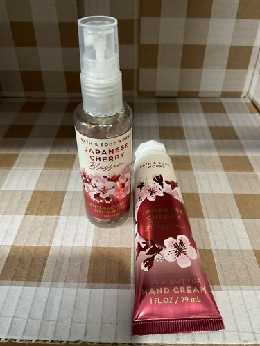 Bath and body works - bath,