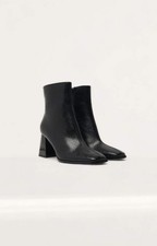 Schuh Womens Black Boots