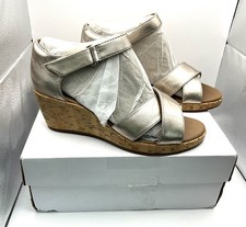 Clarks Un Plaza Cross Gold