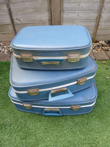 Three vintage 1960s hard case - 1960s,