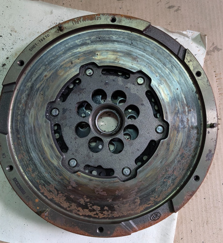 Genuine mazda 3 2 - 6,