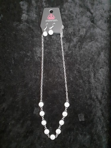 Paparazzi silver crystal - paparazzi,