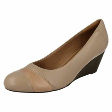 Ladies Clarks Black / Sand Leather Slip On D Fitting Wedge Shoes : Brielle Tacha