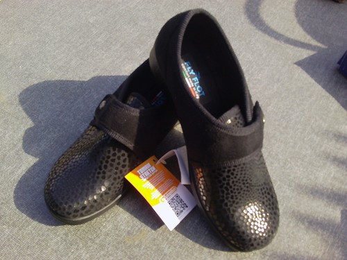 Ladies brand new - ladies=brand, box