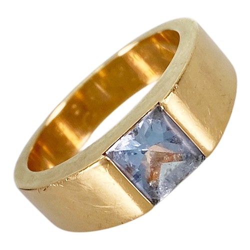 Cartier tank yellow gold - cartier,