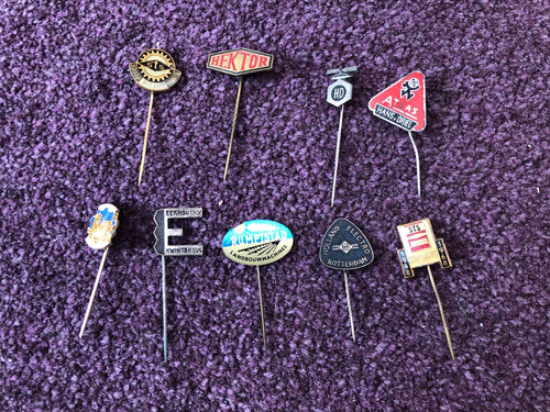Tractor badges pins - pins, 9