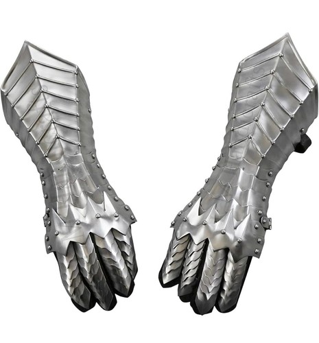 Medieval pair gauntlets - medieval,