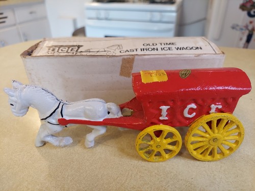 Vintage cast iron - vintage, horse