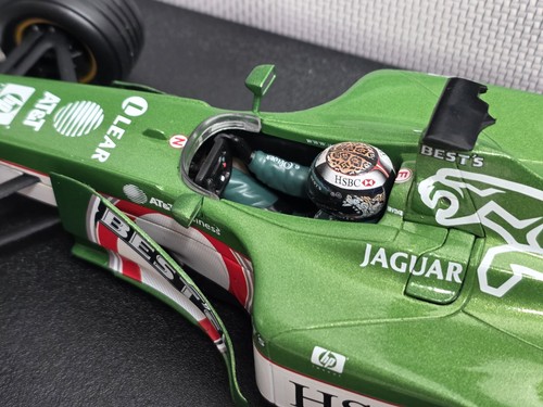 Hot wheels jaguar - 1/18, racing