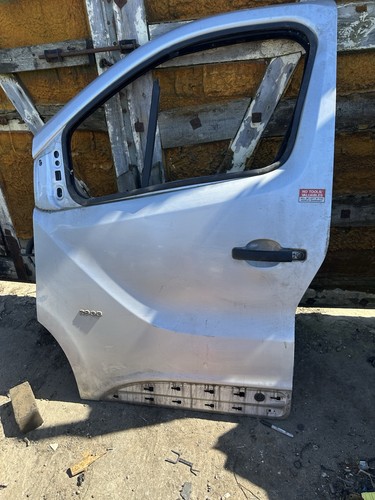 Vauxhall vivaro renault - vauxhall,