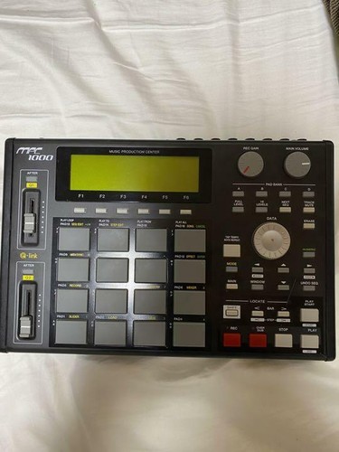Akai mpc 1000 - 1000, samplers