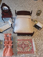 Dolls House minature Bedroom