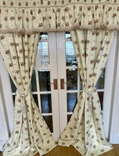 STUNNING BESPOKE QUALITY