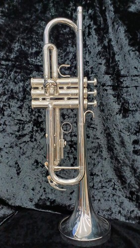 Yamaha ytr2335s trumpet brass - trumpet,