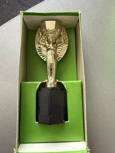Subbuteo world cup trophy c119 - cup,