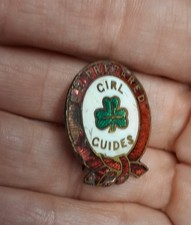 Girl Guide First Class Metal & Enamel Pin Badge Check Pictures
