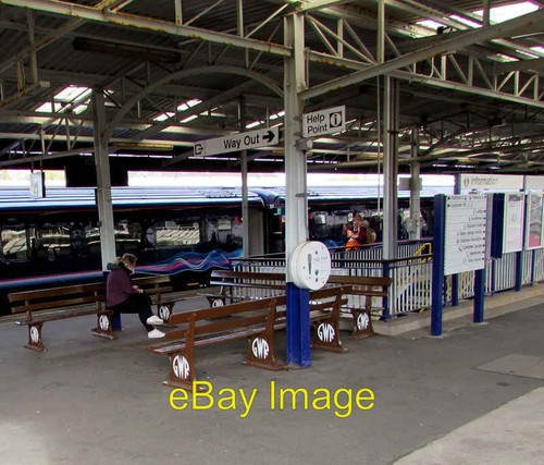 Photo 6x4 gwr benches - benches, and