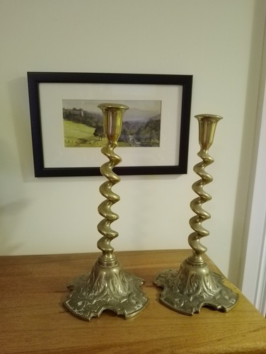 Vintage antique pair of - /,