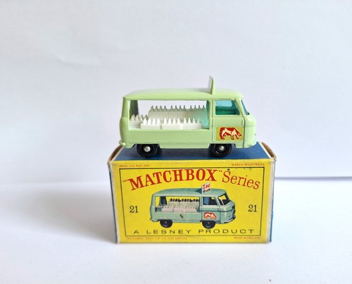 Matchbox milk float - milk, mint