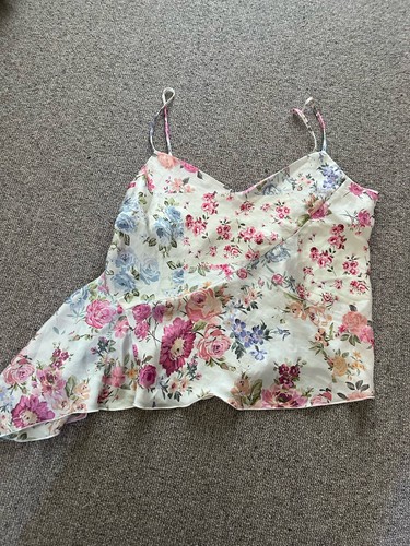 Rita ora flowery top - rita,