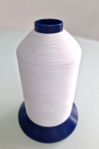 White polyester bulk overlock - polyester,